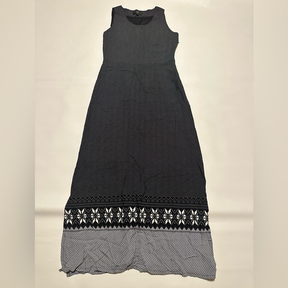 NWOT ZINK LONDON WOMEN DOT PRINT MAXI LENGTH DRESS WITH SIDE ZIP AND SLIT SIZE S - Picture 2 of 13